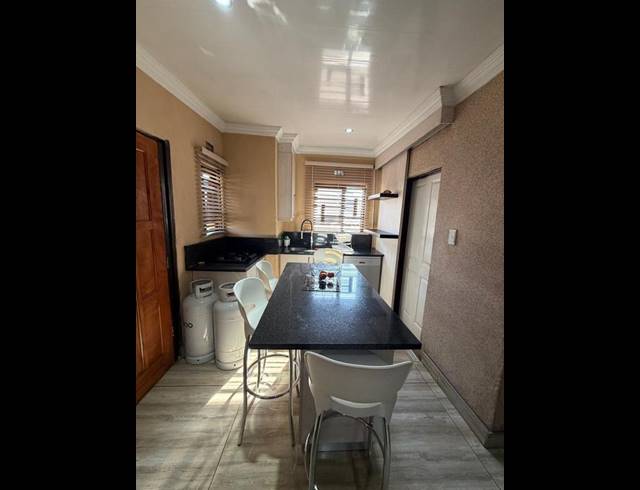 3 BEDROOM HOUSE FOR SALE IN ROODEKOP EXT 21